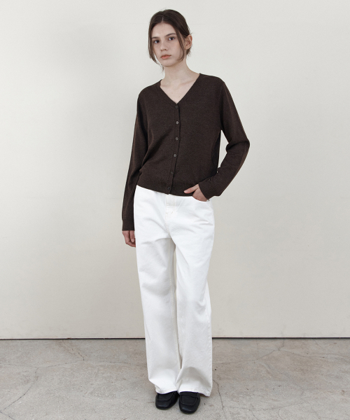 WEDNESDAYOASISFORWOMEN(ウェンズデー オアシス フォー ウーマン)の「NUK ウール Vネック カーディガン_BROWN(WCB6KN102)(カーディガン/ボレロ・レディース・ブラウン・FREE)」の2枚目の写真