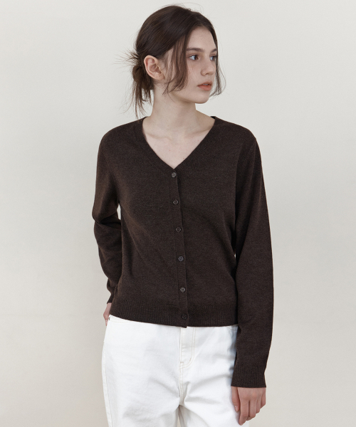 WEDNESDAYOASISFORWOMEN(ウェンズデー オアシス フォー ウーマン)の「NUK ウール Vネック カーディガン_BROWN(WCB6KN102)(カーディガン/ボレロ・レディース・ブラウン・FREE)」の3枚目の写真