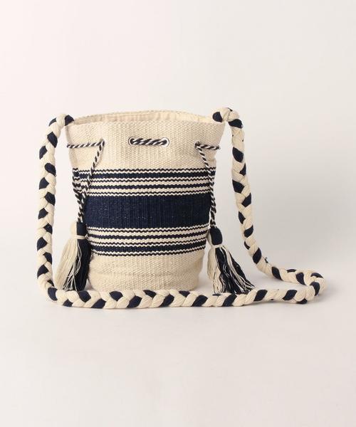 UNITED ARROWS（ユナイテッドアローズ）の「ドローストリング バッグ◆（ショルダーバッグ・レディース・ブラック/オリーブ/ネイビー・FREE）」の4枚目の写真