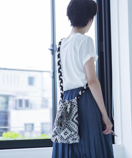 UNITED ARROWS（ユナイテッドアローズ）の「ドローストリング バッグ◆（ショルダーバッグ・レディース・ブラック/オリーブ/ネイビー・FREE）」の12枚目の写真