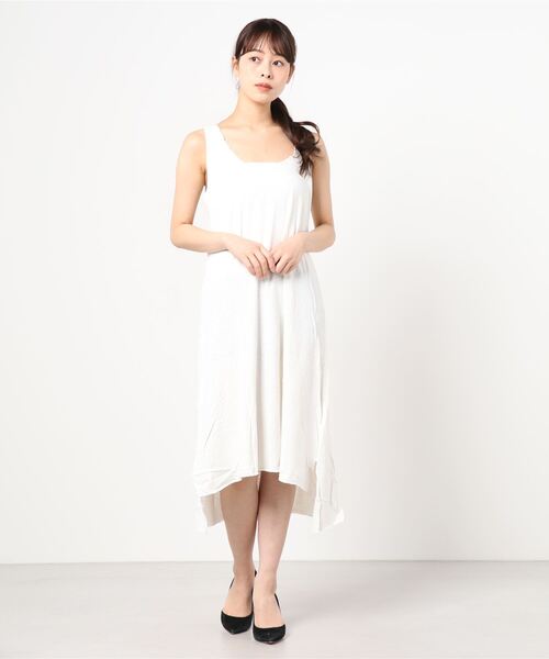 v::room(ヴィルーム)の「【V::ROOM 】ブイ ルーム/ silk noil cachion jersey dress (ワンピース・レディース・ネイビー/ホワイト/チャコールグレー・XX-SMALL/X-SMALL/SMALL)」の1枚目の写真