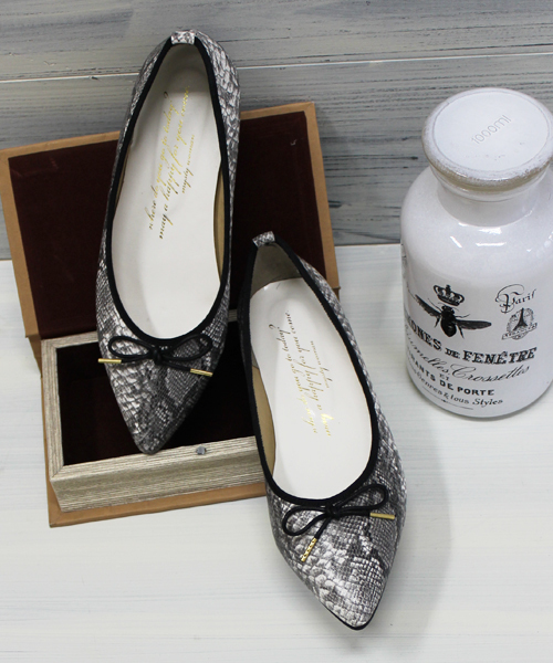 mysty woman（ミスティウーマン）の「ポインテッドトゥバレエシューズ（パンプス・レディース・シルバー/ブラック/レッド/その他1・LARGE/MEDIUM）」の18枚目の写真