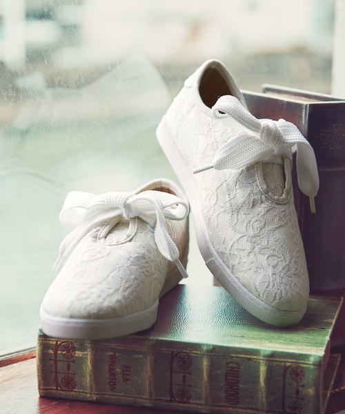 KOBE LETTUCE（コウベレタス）の「2way☆太紐スニーカー（スニーカー・レディース・ブラック/ホワイト系その他/ピンク/ネイビー/その他1/その他2/ホワイト/グレー/その他4/グレー系その他/ブラック系その他/ブルー系その他/その他3/ホワイト系その他3/ピンク系その他/ホワイト系その他2・L/LL/M/S）」の5枚目の写真