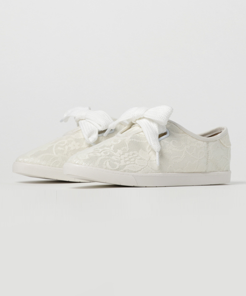 KOBE LETTUCE（コウベレタス）の「2way☆太紐スニーカー（スニーカー・レディース・ブラック/ホワイト系その他/ピンク/ネイビー/その他1/その他2/ホワイト/グレー/その他4/グレー系その他/ブラック系その他/ブルー系その他/その他3/ホワイト系その他3/ピンク系その他/ホワイト系その他2・L/LL/M/S）」の3枚目の写真