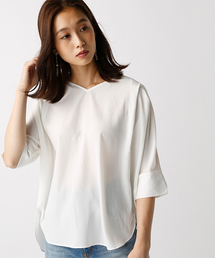 フロントタックVネック七分袖ブラウス