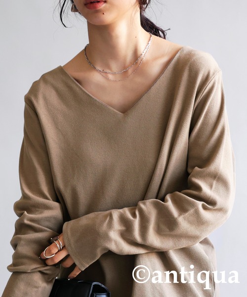 antiqua(アンティカ)の「ベーシックコットンフライスVネックロンT(Tシャツ/カットソー・レディース・ネイビー/杢グレー/カーキ/ブラック/オフホワイト/オートミール/ベージュ系その他/ブラウン系その他/グリーン系その他/バイオレット/グリーン系その他2/ブルー系その他/ライラック/モスグリーン/ベージュ・L/M/S/XL)」の7枚目の写真