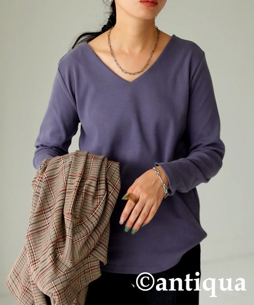 antiqua(アンティカ)の「ベーシックコットンフライスVネックロンT(Tシャツ/カットソー・レディース・ネイビー/杢グレー/カーキ/ブラック/オフホワイト/オートミール/ベージュ系その他/ブラウン系その他/グリーン系その他/バイオレット/グリーン系その他2/ブルー系その他/ライラック/モスグリーン/ベージュ・L/M/S/XL)」の14枚目の写真