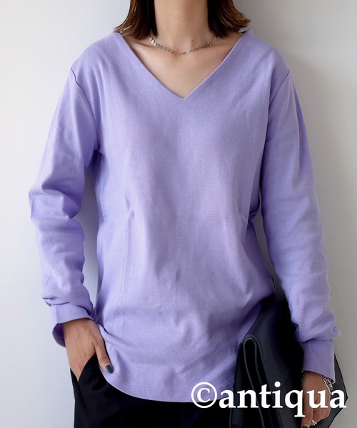 antiqua(アンティカ)の「ベーシックコットンフライスVネックロンT(Tシャツ/カットソー・レディース・ネイビー/杢グレー/カーキ/ブラック/オフホワイト/オートミール/ベージュ系その他/ブラウン系その他/グリーン系その他/バイオレット/グリーン系その他2/ブルー系その他/ライラック/モスグリーン/ベージュ・L/M/S/XL)」の15枚目の写真