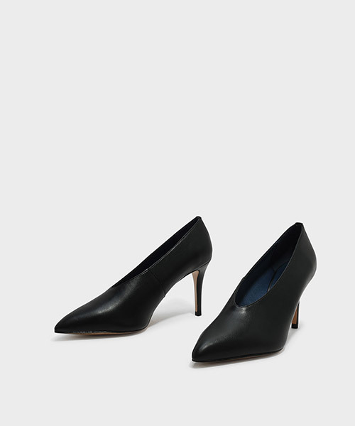 CHARLES & KEITH(チャールズ & キース)の「ポインテッドパンプス/POINTED PUMPS(パンプス・レディース・ブラック/ライトブラウン・22.5cm/23.5cm/23cm/24.5cm/25cm)」の4枚目の写真