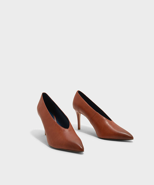 CHARLES & KEITH(チャールズ & キース)の「ポインテッドパンプス/POINTED PUMPS(パンプス・レディース・ブラック/ライトブラウン・22.5cm/23.5cm/23cm/24.5cm/25cm)」の10枚目の写真