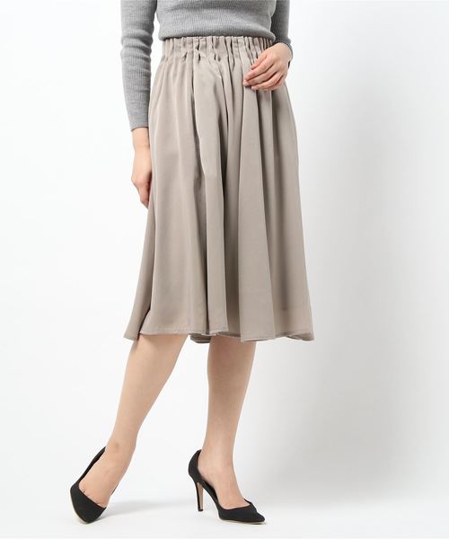 un dix cors(アンディコール)の「スエードサテンキャタピラースカート(スカート・レディース・ベージュ/ブルー・フリ-)」の1枚目の写真