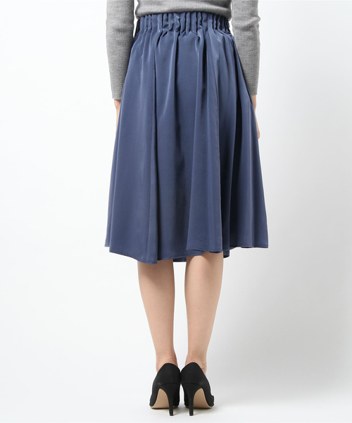 un dix cors(アンディコール)の「スエードサテンキャタピラースカート(スカート・レディース・ベージュ/ブルー・フリ-)」の3枚目の写真