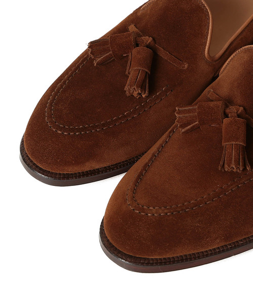 CROCKETT&JONES（クロケットアンドジョーンズ）の「CROCKETT & JONES / CAVENDISH3 タバコスエード タッセルローファー（ローファー・メンズ・ブラウン・6/8/8.5/6.5/5/7/7.5/5.5）」の4枚目の写真