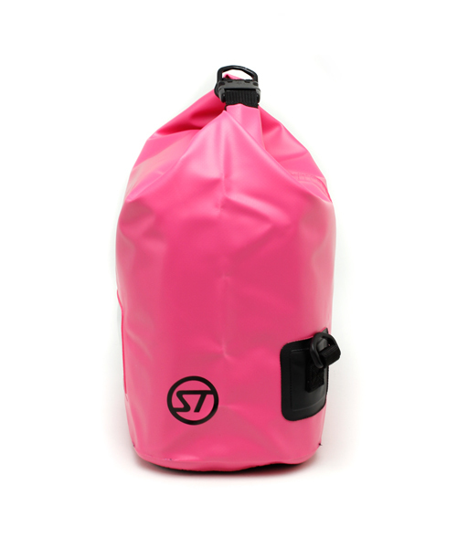 STREAM TRAIL(ストリームトレイル)の「Dry Cube 5L ドライキューブ5L(ショルダーバッグ・レディース・ピンク/イエロー/オレンジ/エメラルド/ブラック/ホワイト・FREE)」の9枚目の写真