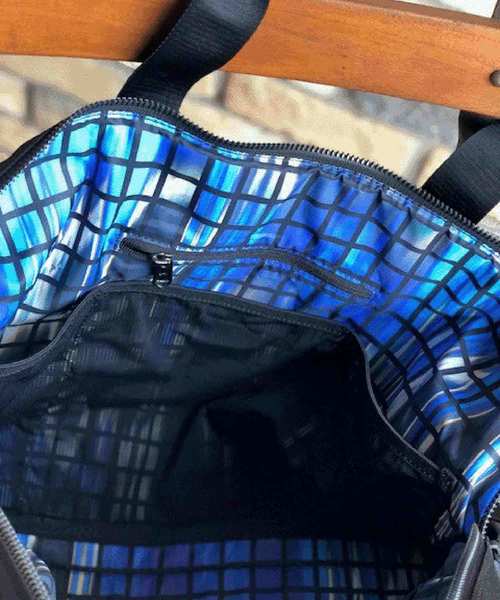 UNDER ARMOUR（アンダーアーマー）の「レディース ダッフルバッグ / ベルトウェイ（ショルダーバッグ・レディース・グリーン/ブラック・ONESIZE）」の12枚目の写真