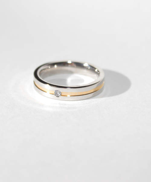 ANCHOR(アンカー)の「サージカル リング 4mm ステンレス ラインストーン ゴールドライン(リング・メンズ・シルバー・11号/13号/15号/17号/19号/21号)」の4枚目の写真