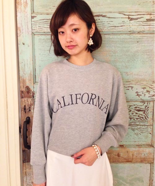 Kastane(カスタネ)の「【Kastane】カリフォルニアスウェット(Tシャツ/カットソー・レディース・ブルー/オフホワイト/グレー・FREE)」の1枚目の写真