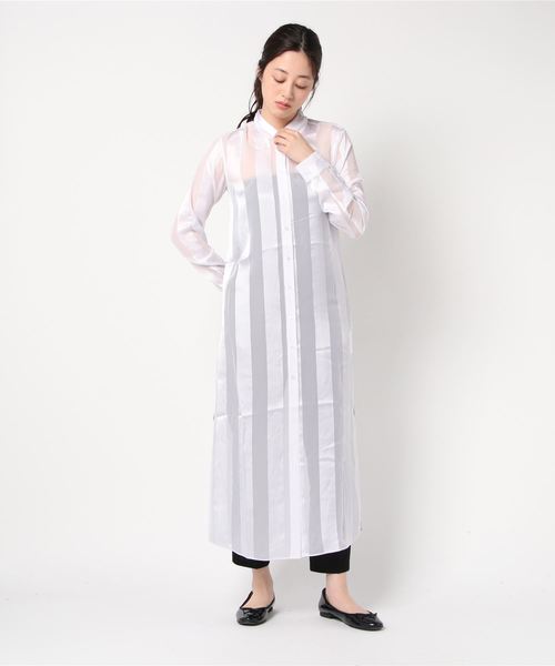 Guess�i�Q�X�j�́uVERA LONG SHIRT�i�V���c/�u���E�X�j�v�b�z���C�g