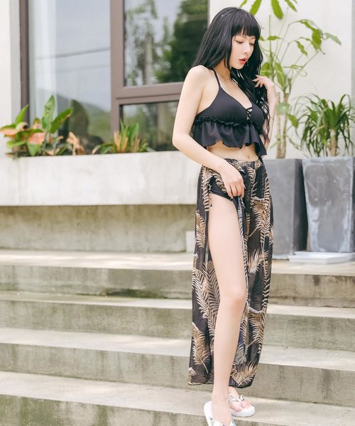 Dita（ディータ）の「【3点セット】シフォンスカート付きハイウエストビキニセットスウィムウェア【RT】（水着・レディース・ブラック/ホワイト・M/L/XL）」の16枚目の写真