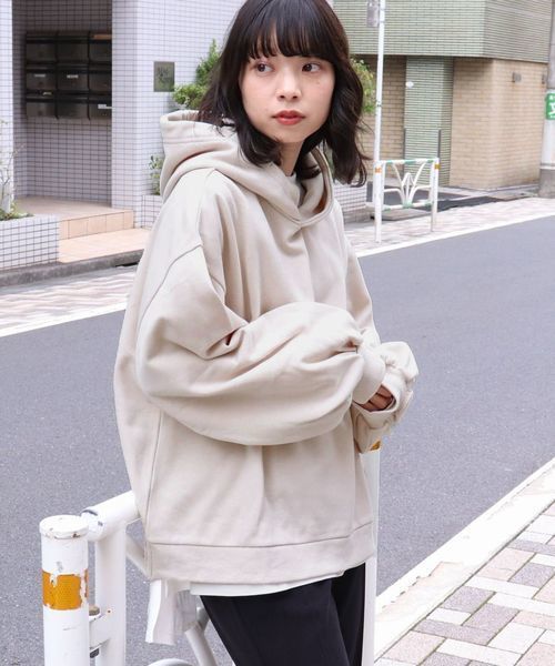 tiptop（ティップトップ）の「裏起毛ボリュームフーディー（パーカー・レディース・アイボリー/ブラック/ダークグレー/ブラウン/パープル・FREE）」の8枚目の写真