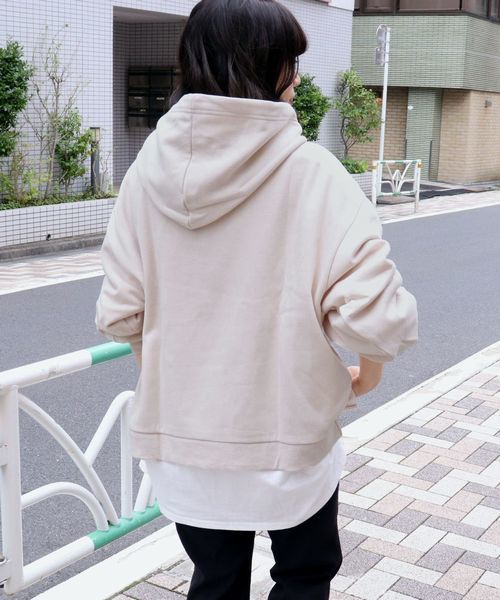 tiptop（ティップトップ）の「裏起毛ボリュームフーディー（パーカー・レディース・アイボリー/ブラック/ダークグレー/ブラウン/パープル・FREE）」の10枚目の写真