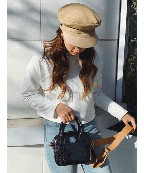 EVRIS（エヴリス）の「クロコワイドショルダーミニBAG