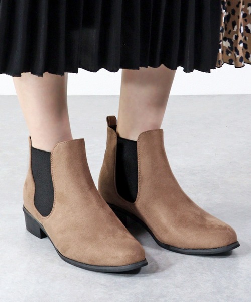 LibertyDoll(リバティードール)の「LiBERTYDOLL /3.5cmヒールサイドゴアブーツ(5448)(ブーツ・レディース・ブラック/ダークブラウン/グレイッシュベージュ/ブラウン/グレー/ブラック系その他/ブラウン系その他/キャメル/ワイン/ベージュ/ネイビー/グレー系その他/アイボリー/シルバー・LL/SS/S/M/L/3L/XL)」の9枚目の写真