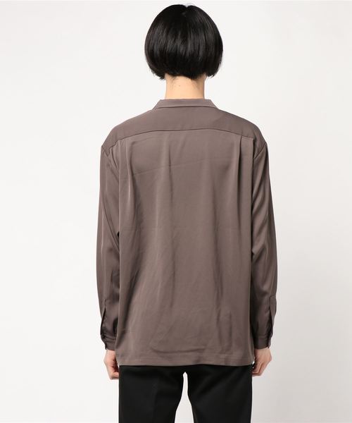 JUNRED(ジュンレッド)の「シルキードレープオープンカラーシャツ(シャツ/ブラウス・メンズ・サックスブルー/ダークブラウン/ベージュ/ブラック・L/S/M)」の5枚目の写真