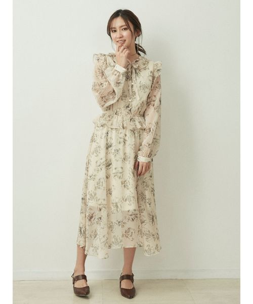 dazzlin（ダズリン）の「ラテフラワーマキシワンピース（ワンピース・レディース・ベージュ/オレンジ/グリーン・FREE）」の2枚目の写真