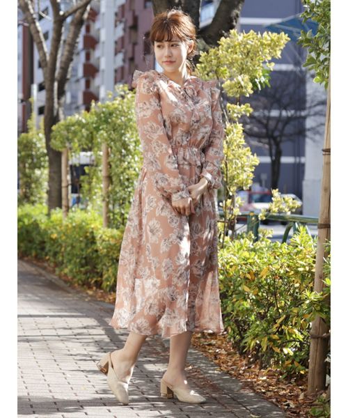 dazzlin（ダズリン）の「ラテフラワーマキシワンピース（ワンピース・レディース・ベージュ/オレンジ/グリーン・FREE）」の9枚目の写真