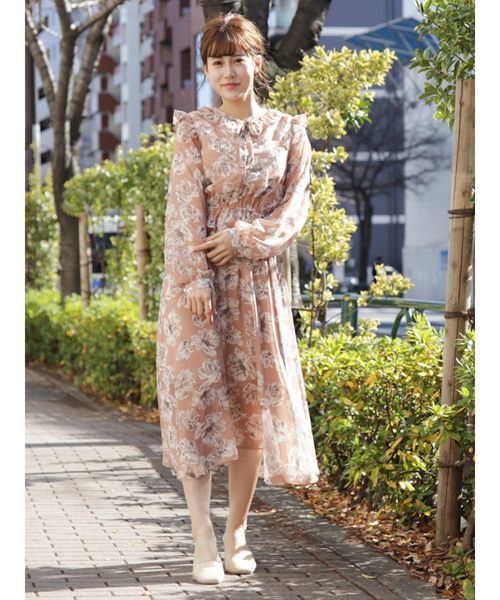 dazzlin（ダズリン）の「ラテフラワーマキシワンピース（ワンピース・レディース・ベージュ/オレンジ/グリーン・FREE）」の7枚目の写真