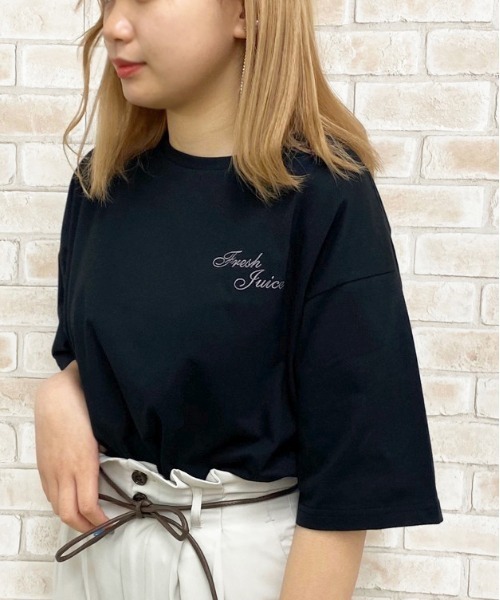 apres jour（アプレジュール）の「アソートＢＩＧＴシャツ【ZOZOTOWN限定アイテム】（Tシャツ/カットソー・レディース・ホワイト/チャコールグレー/ブラック/ライトホワイト/アイボリー/その他/ボルドー/モカ/ラベンダー/ホワイト系その他/グリーン系その他・フリー）」の5枚目の写真