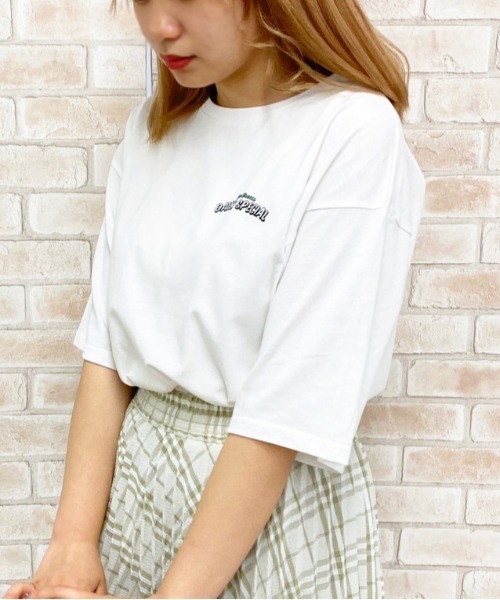 apres jour（アプレジュール）の「アソートＢＩＧＴシャツ【ZOZOTOWN限定アイテム】（Tシャツ/カットソー・レディース・ホワイト/チャコールグレー/ブラック/ライトホワイト/アイボリー/その他/ボルドー/モカ/ラベンダー/ホワイト系その他/グリーン系その他・フリー）」の13枚目の写真