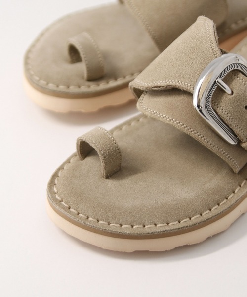 CAMINANDO（カミナンド）の「【CAMINANDO】THUMBループサンダル  