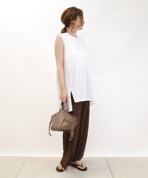 DouDou(ドゥドゥ)の「アシメヘムチュニックタンク(Tシャツ/カットソー・レディース・ベージュ/オフホワイト/スミクロ・FREE)」の14枚目の写真