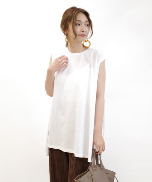 DouDou(ドゥドゥ)の「アシメヘムチュニックタンク(Tシャツ/カットソー・レディース・ベージュ/オフホワイト/スミクロ・FREE)」の17枚目の写真