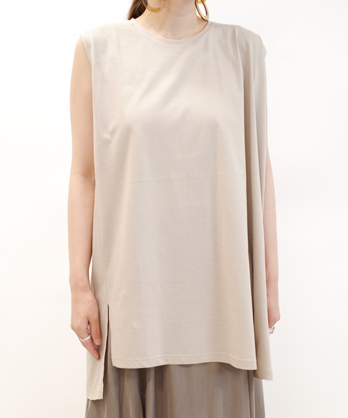 DouDou(ドゥドゥ)の「アシメヘムチュニックタンク(Tシャツ/カットソー・レディース・ベージュ/オフホワイト/スミクロ・FREE)」の6枚目の写真