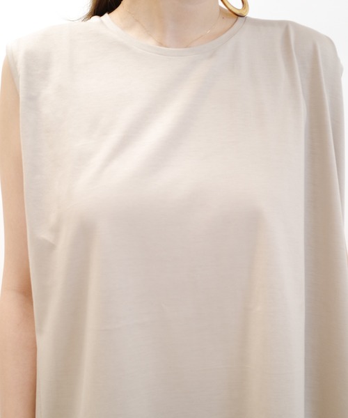DouDou(ドゥドゥ)の「アシメヘムチュニックタンク(Tシャツ/カットソー・レディース・ベージュ/オフホワイト/スミクロ・FREE)」の9枚目の写真