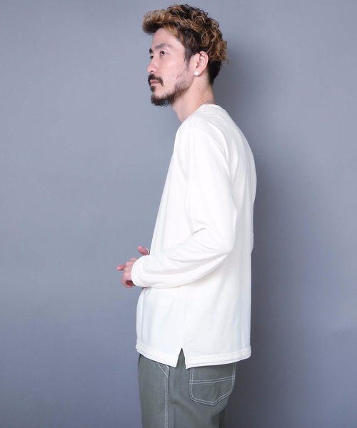 LB/S (エルビーエス)の「ブロックインレイフェイクキーネック 重ね着をしているようなフェイクレイヤード仕様 ロンT(Tシャツ/カットソー・メンズ・ベージュ/ブラック/ホワイト・MEDIUM/LARGE/X-LARGE)」の7枚目の写真
