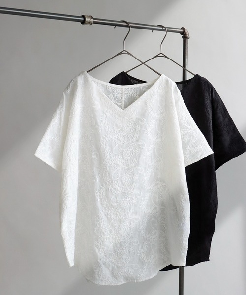 antiqua（アンティカ）の「綿100%ペイズリー柄刺繍ドルマントップス（Tシャツ/カットソー・レディース・ブラック/オフホワイト・FREE）」の18枚目の写真