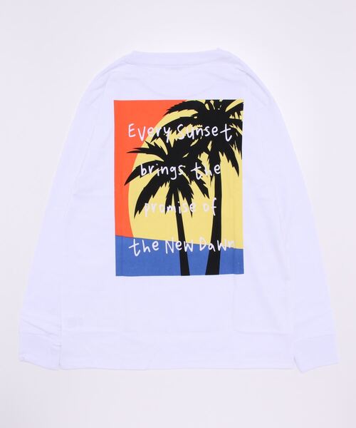 B.I.D.(ビーアイディー)の「《Bl》バックプリント長袖Tシャツ クルーネック(Tシャツ/カットソー・メンズ・ホワイト/ブラック/グレー/ベージュ・MEDIUM/LARGE)」の8枚目の写真