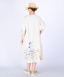 【45R】綿麻ざっくりデニム 刺繍ワンピース 45R（フォーティファイブアール）の「綿麻ざっくりデニムの刺繍