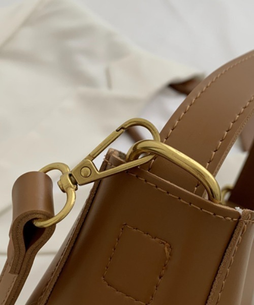 MKT(エムケーティー)の「バケット型ショルダーバッグ(ショルダーバッグ・レディース・ブラック/ダークブラウン/ブラウン/アイボリー・FREE)」の18枚目の写真