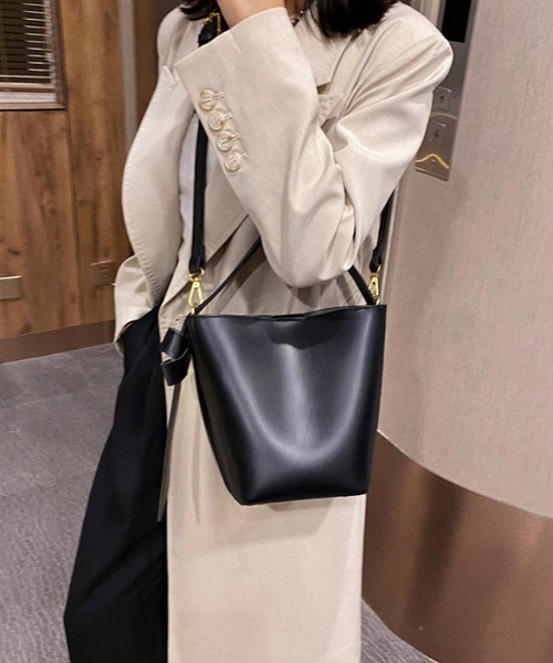 MKT(エムケーティー)の「バケット型ショルダーバッグ(ショルダーバッグ・レディース・ブラック/ダークブラウン/ブラウン/アイボリー・FREE)」の16枚目の写真