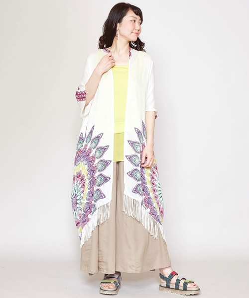 チャイハネ（チャイハネ）の「【チャイハネ】ネイチャーフリンジロングカーディガン（カーディガン/ボレロ・レディース・ホワイト/ブラック/イエロー/ブルー/グリーン・FREE）」の2枚目の写真