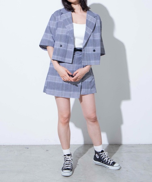 WEGO（ウィゴー）の「WEGO/ショートテーラードジャケット（テーラードジャケット・レディース・グレー系その他2/ベージュ系その他2・FREE）」の3枚目の写真