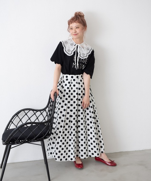 MERLOT(メルロー)の「スカラップスリーブプリントTee(Tシャツ/カットソー・レディース・オフホワイト/ブラック/ライトブルー・FREE)」の7枚目の写真