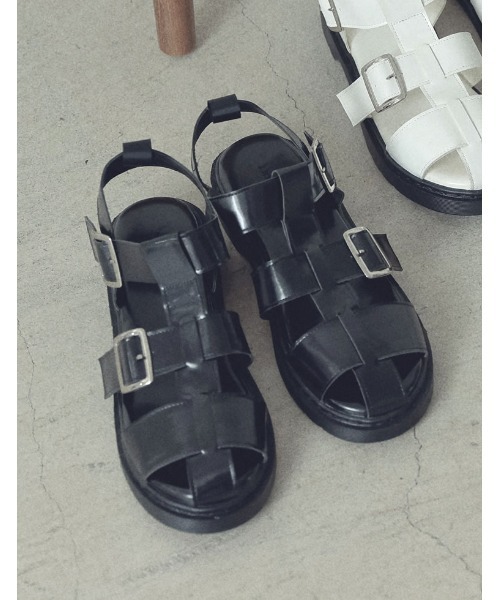 Re:EDIT（リエディ）の「ヴィーガンレザーベルトグルカサンダル（サンダル・レディース・ホワイト/ブラック・SMALL/MEDIUM/LARGE/X-LARGE）」の3枚目の写真