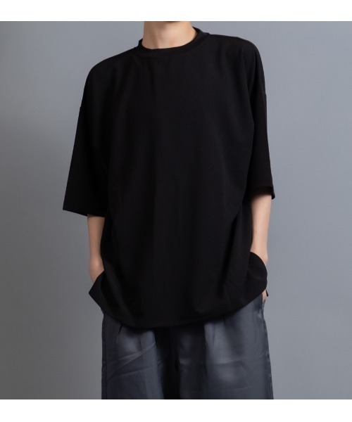Beno(ビーノ)の「ストレッチ カットジョーゼット ワイドモックネック ルーズシルエット Tシャツ(Tシャツ/カットソー・メンズ・グレイッシュブルー/ブラック/ベージュ/グレー/ネイビー/ライトグレー/ブラウン/チャコールグレー・M/L/XL/S)」の1枚目の写真
