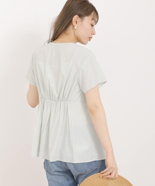 URBAN RESEARCH Sonny Label(アーバンリサーチサニーレーベル)の「Vネックタックブラウス(シャツ/ブラウス・レディース・ミント/ブラック/イエロー・FREE)」の16枚目の写真